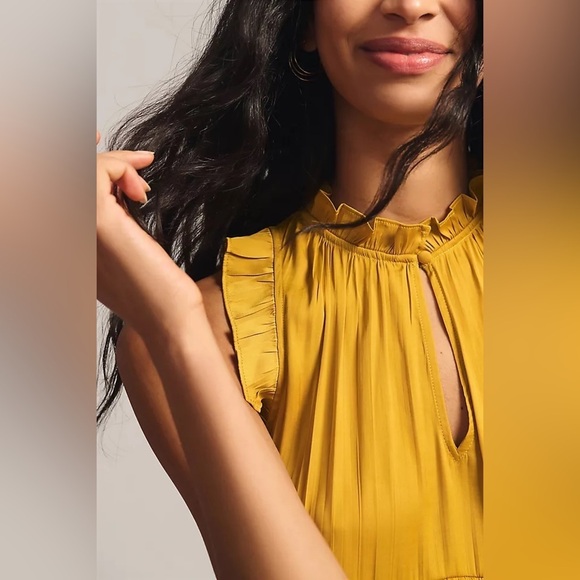 By Anthropologie Tiered Sleeveless Satin Blouse Honey Mustard Gold Size Small - Picture 2 of 12